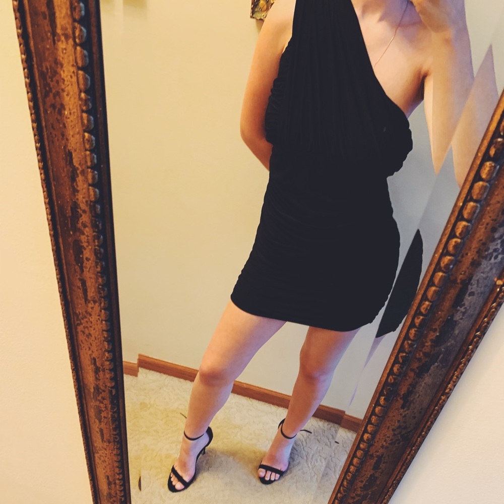 SUPER SEXY LITTLE BLACK DRESS